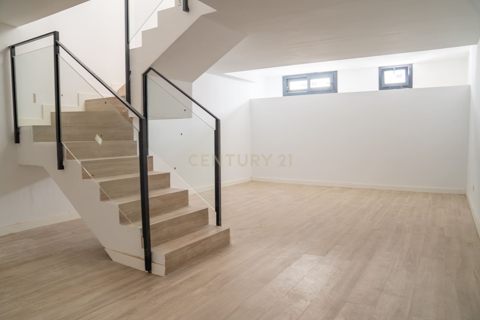 3 soveværelse Semi-Rækkehus til salg i Manilva - € 349.000 (Ref: 9707963)