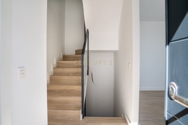 3 makuuhuone Paritalo myytävänä paikassa Alcorrín, Manilva - 349 000 € (Ref: 9707963)