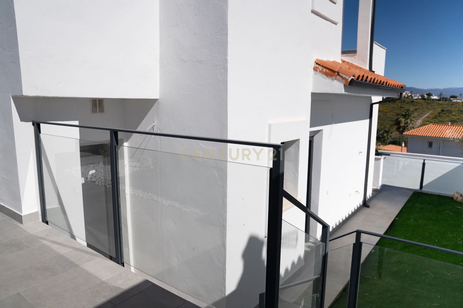 3 soveværelse Semi-Rækkehus til salg i Manilva - € 349.000 (Ref: 9707963)