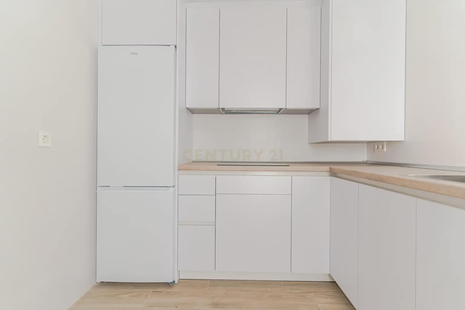 3 soveværelse Semi-Rækkehus til salg i Manilva - € 339.000 (Ref: 9707963)