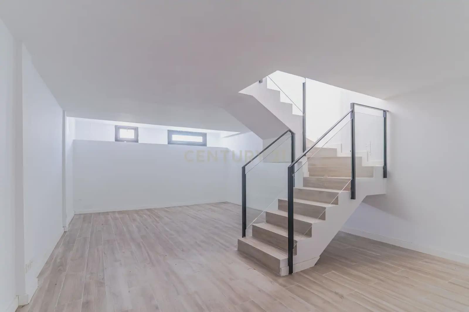 3 soveværelse Semi-Rækkehus til salg i Manilva - € 339.000 (Ref: 9707963)