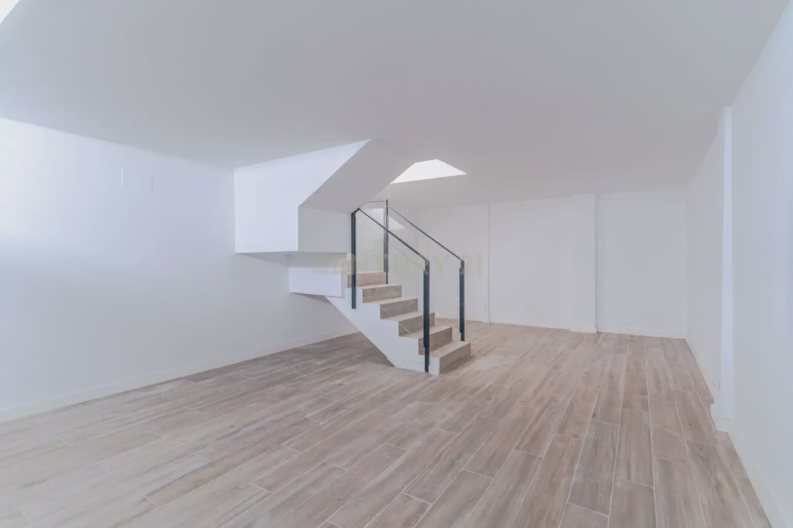 3 soveværelse Semi-Rækkehus til salg i Manilva - € 339.000 (Ref: 9707963)