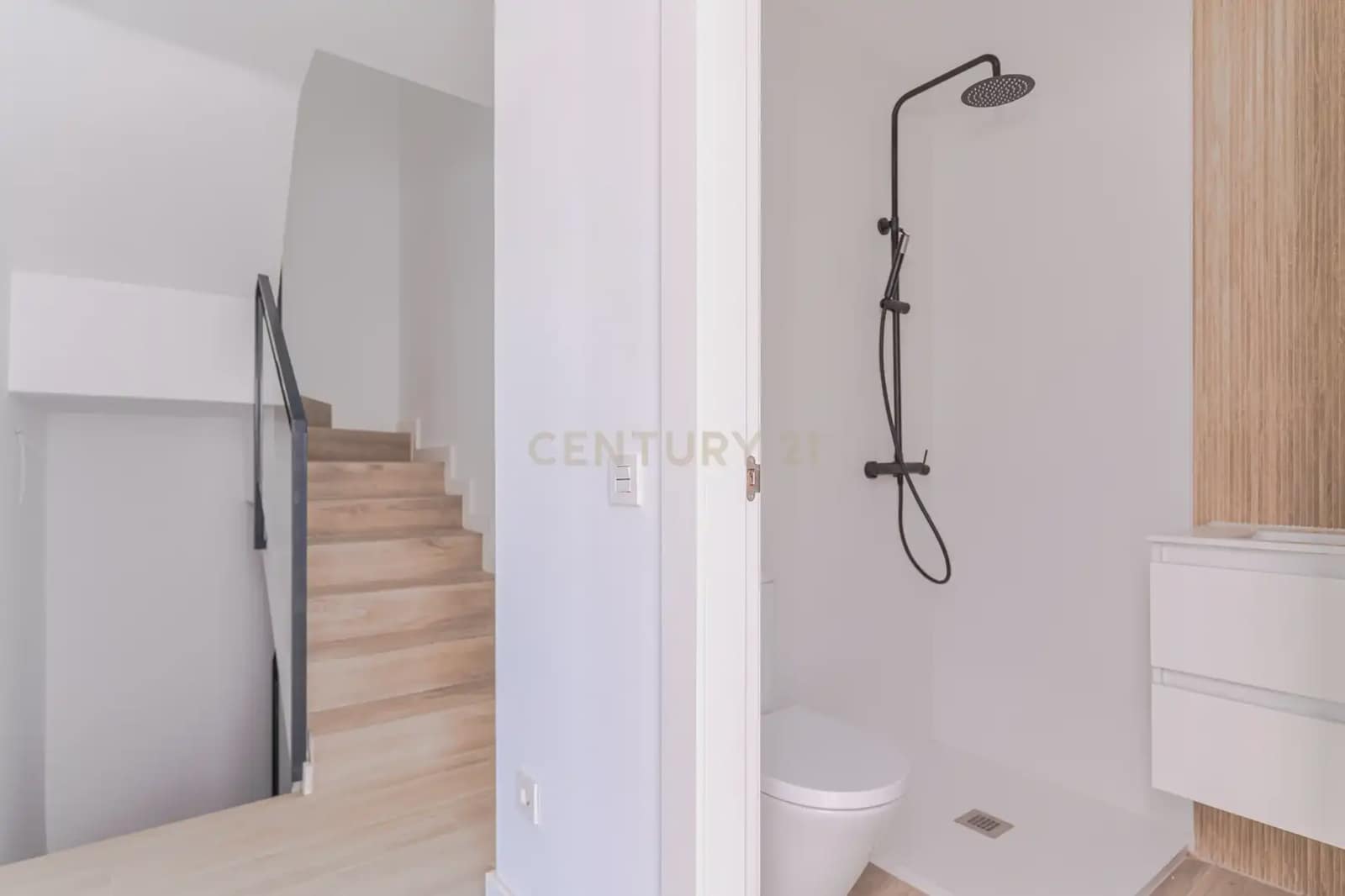 3 soveværelse Semi-Rækkehus til salg i Manilva - € 339.000 (Ref: 9707963)