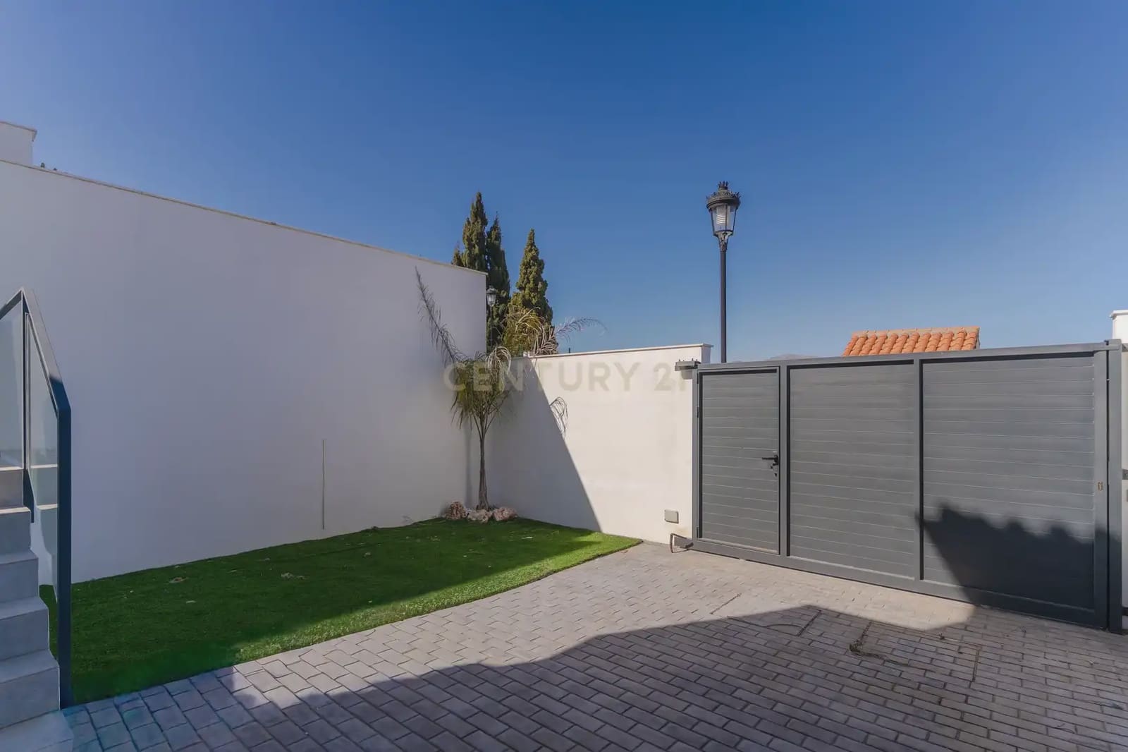 3 soveværelse Semi-Rækkehus til salg i Manilva - € 339.000 (Ref: 9707963)