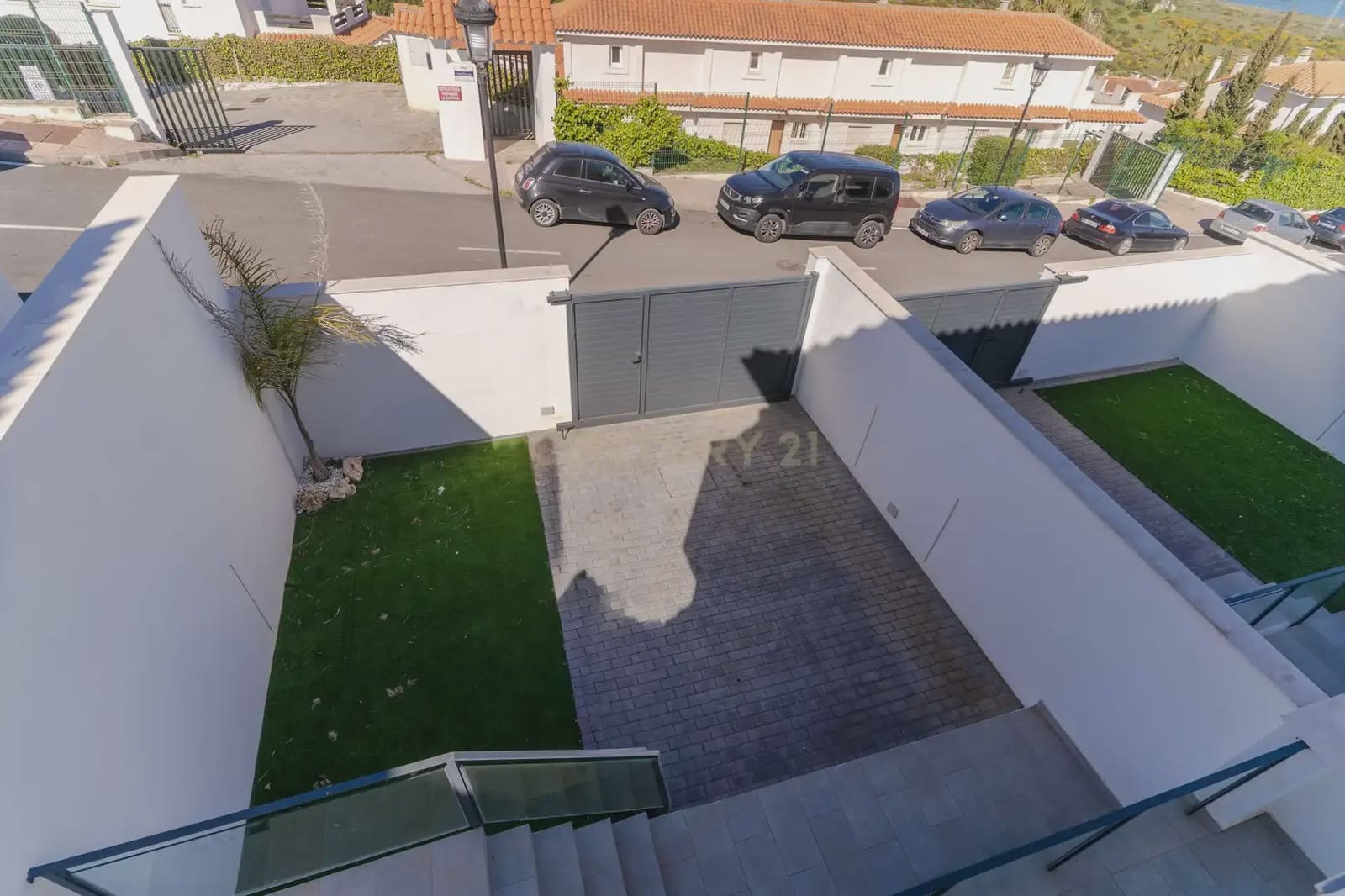 3 soveværelse Semi-Rækkehus til salg i Manilva - € 339.000 (Ref: 9707963)