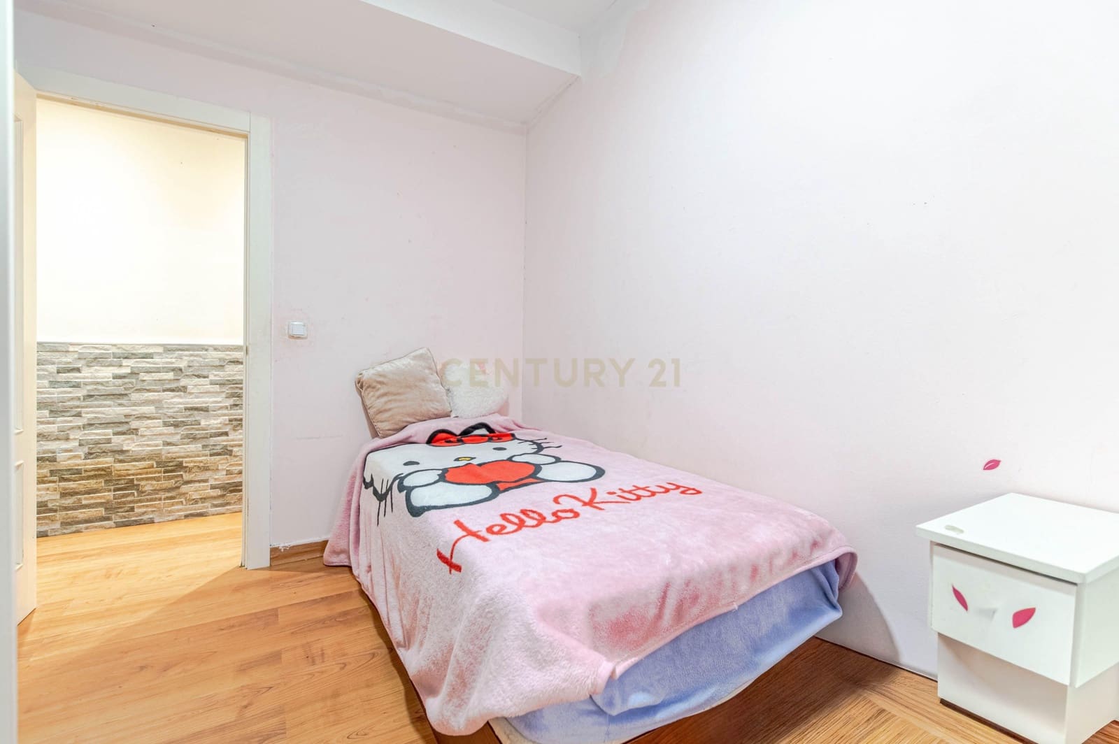 Apartamento de 3 habitaciones en Motril en venta con garaje - 109.900 € (Ref: 9707964)