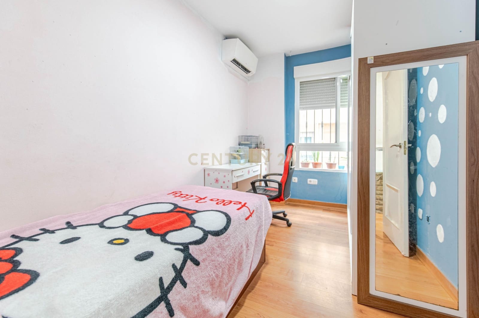 Apartamento de 3 habitaciones en Motril en venta con garaje - 109.900 € (Ref: 9707964)