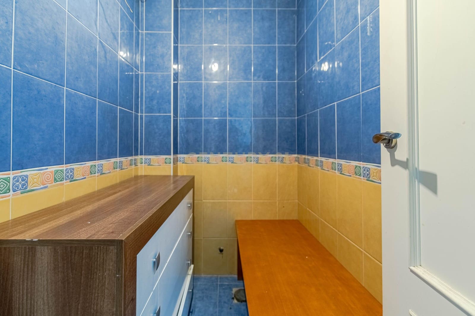 Apartamento de 3 habitaciones en Motril en venta con garaje - 109.900 € (Ref: 9707964)