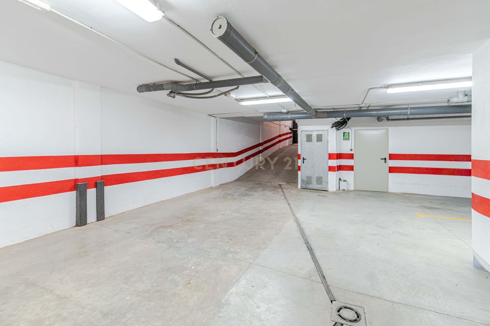 Apartamento de 3 habitaciones en Motril en venta con garaje - 109.900 € (Ref: 9707964)