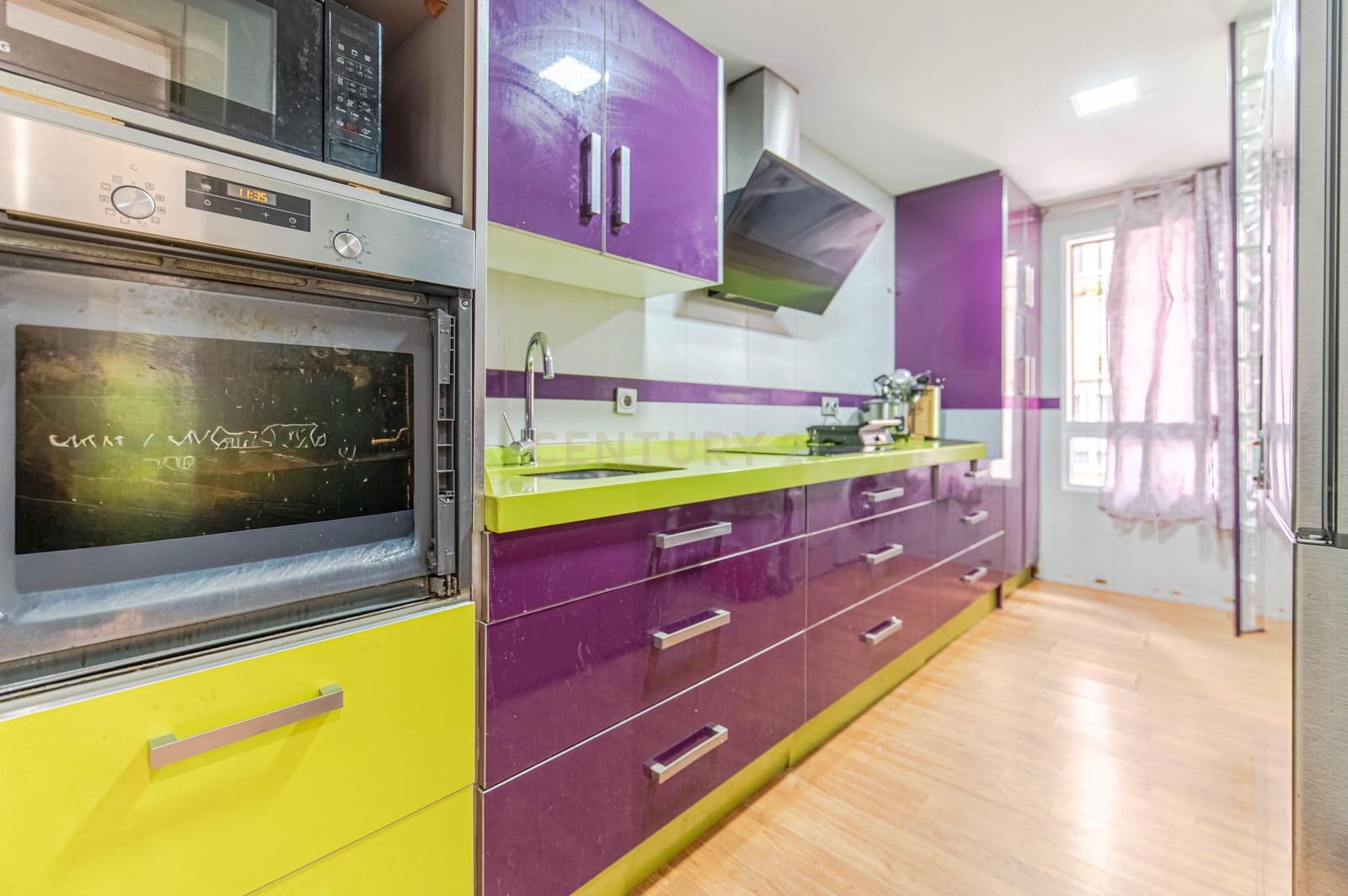 Apartamento de 3 habitaciones en Motril en venta con garaje - 109.900 € (Ref: 9707964)