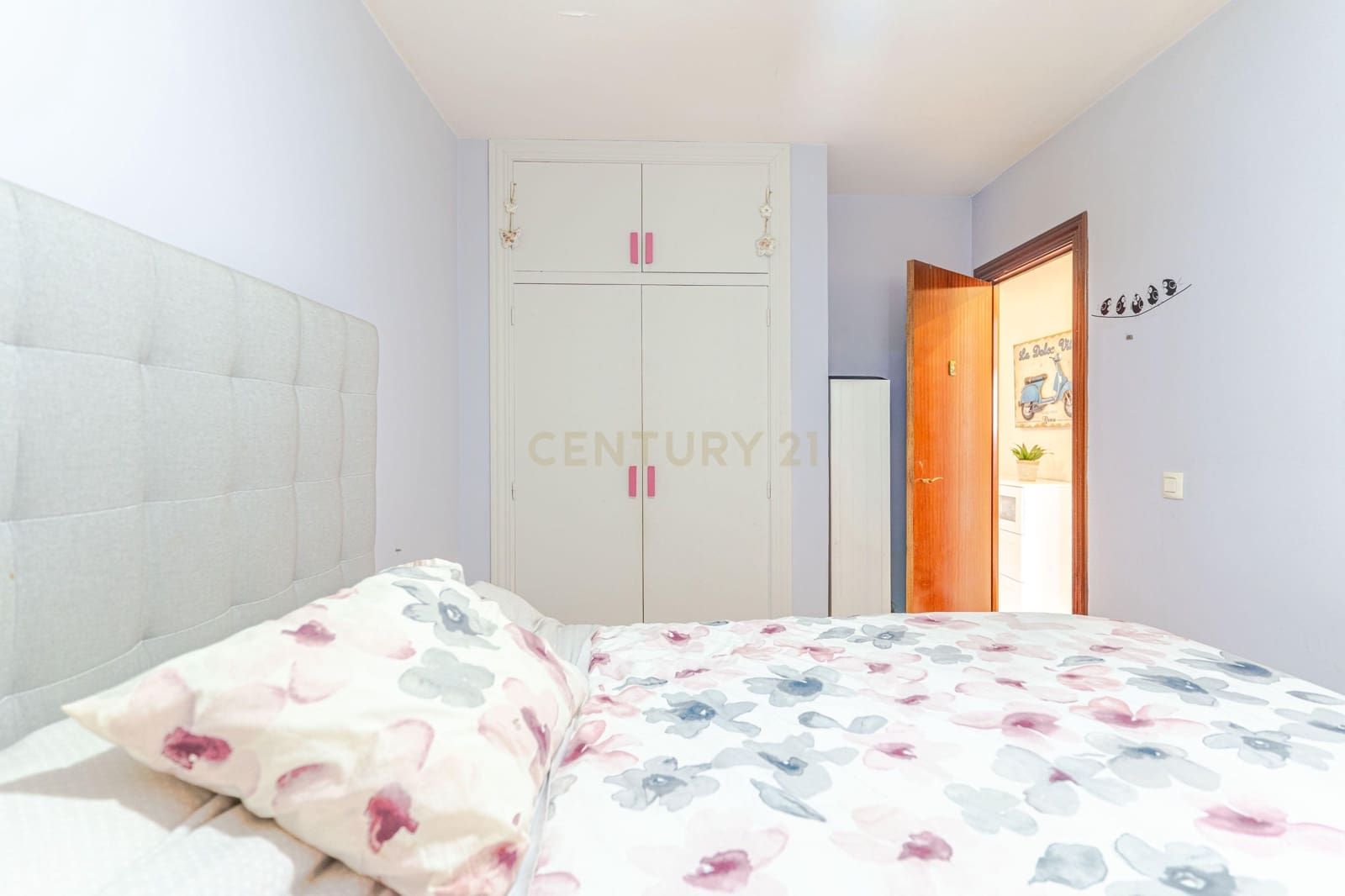 3 Zimmer Apartment zu verkaufen in La Zubia mit Pool - 190.000 € (Ref: 9707965)