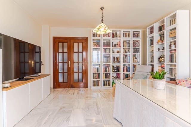 3 sypialnia Apartament na sprzedaż w La Zubia z basenem - 190 000 € (Ref: 9707965)