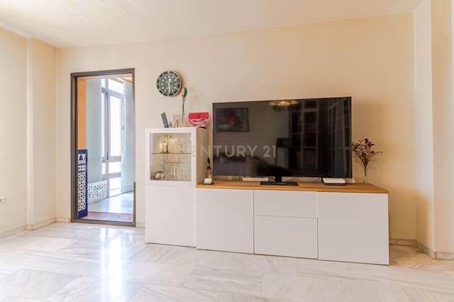 3 sypialnia Apartament na sprzedaż w La Zubia z basenem - 190 000 € (Ref: 9707965)