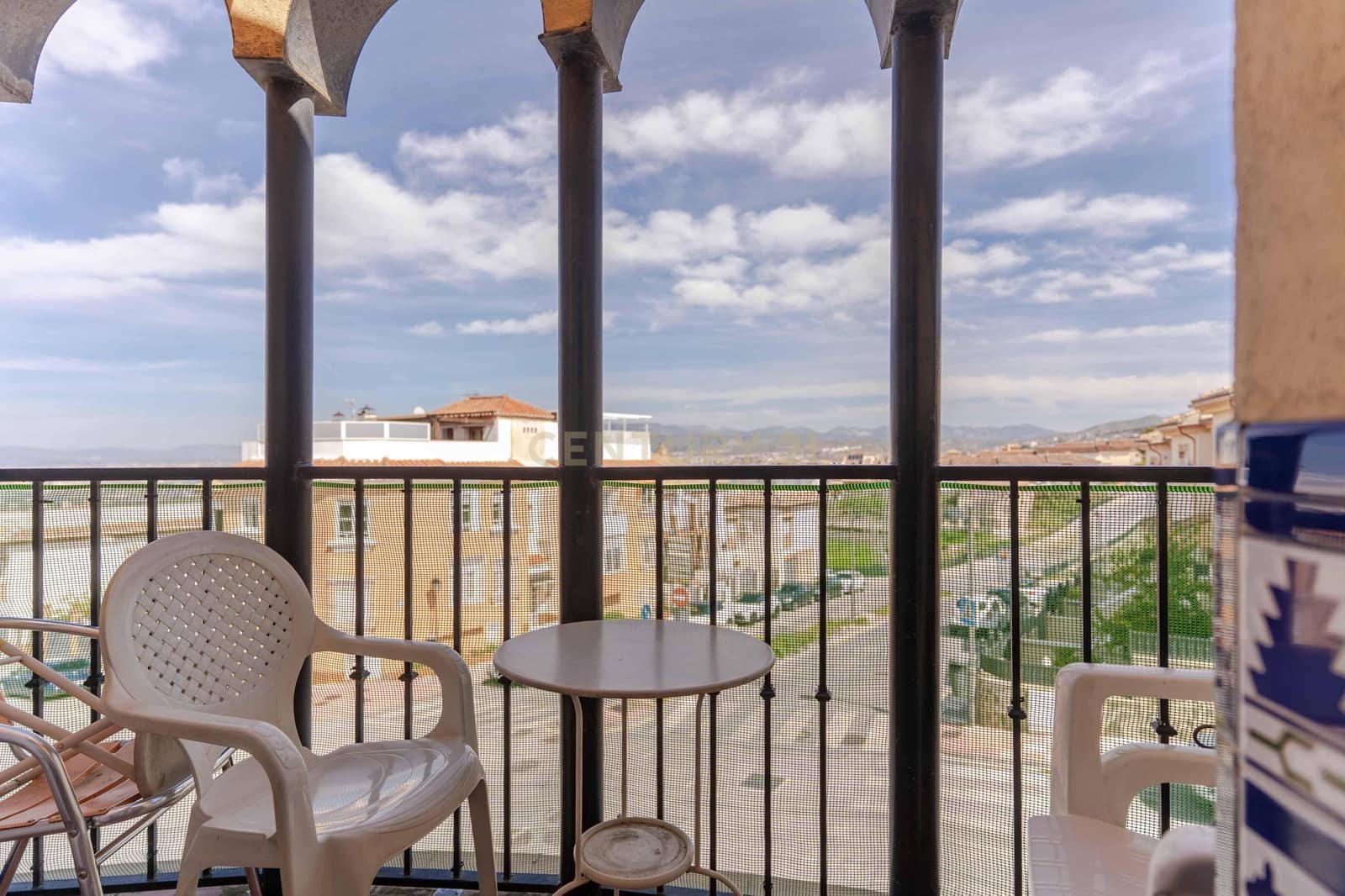 3 Zimmer Apartment zu verkaufen in La Zubia mit Pool - 190.000 € (Ref: 9707965)