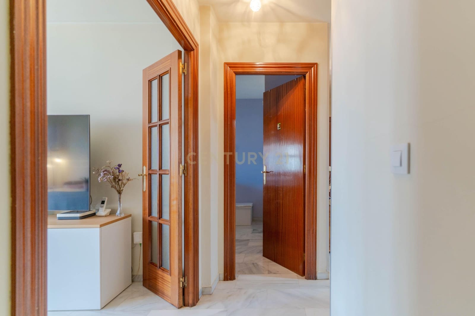 3 Zimmer Apartment zu verkaufen in La Zubia mit Pool - 190.000 € (Ref: 9707965)