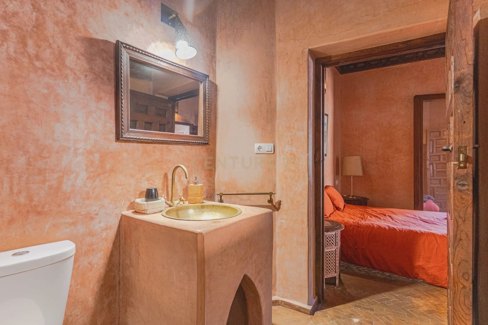 12 soveværelse Hotel til salg i Granada by - € 4.250.000 (Ref: 9714203)