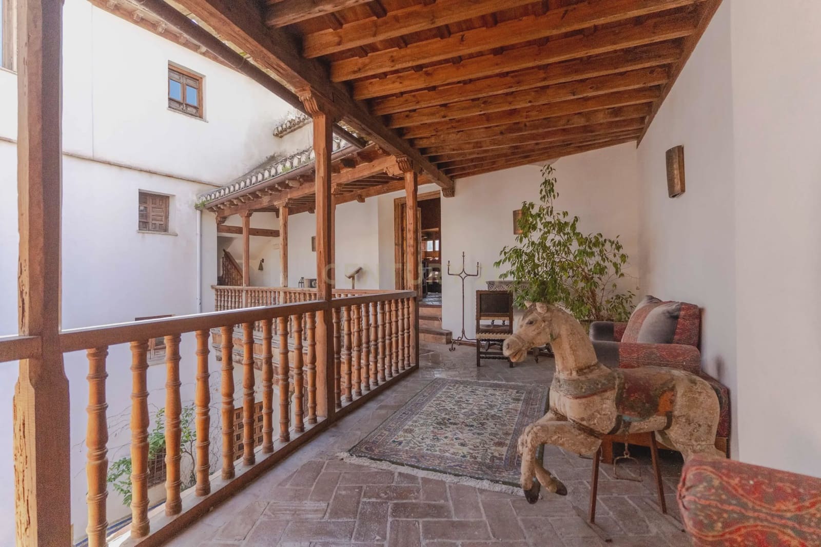 12 soveværelse Hotel til salg i Granada by - € 4.250.000 (Ref: 9714203)