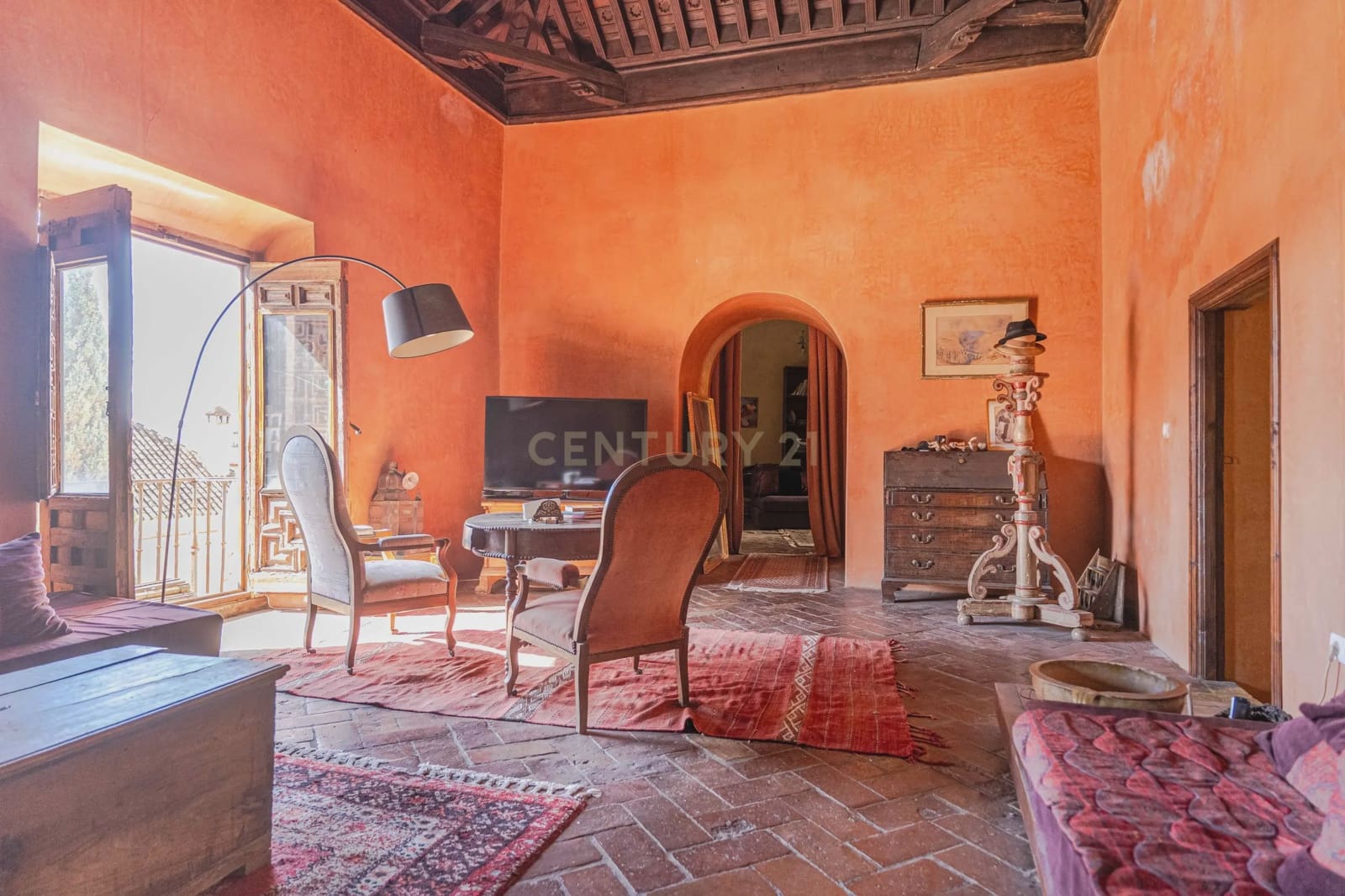 12 soveværelse Hotel til salg i Granada by - € 4.250.000 (Ref: 9714203)