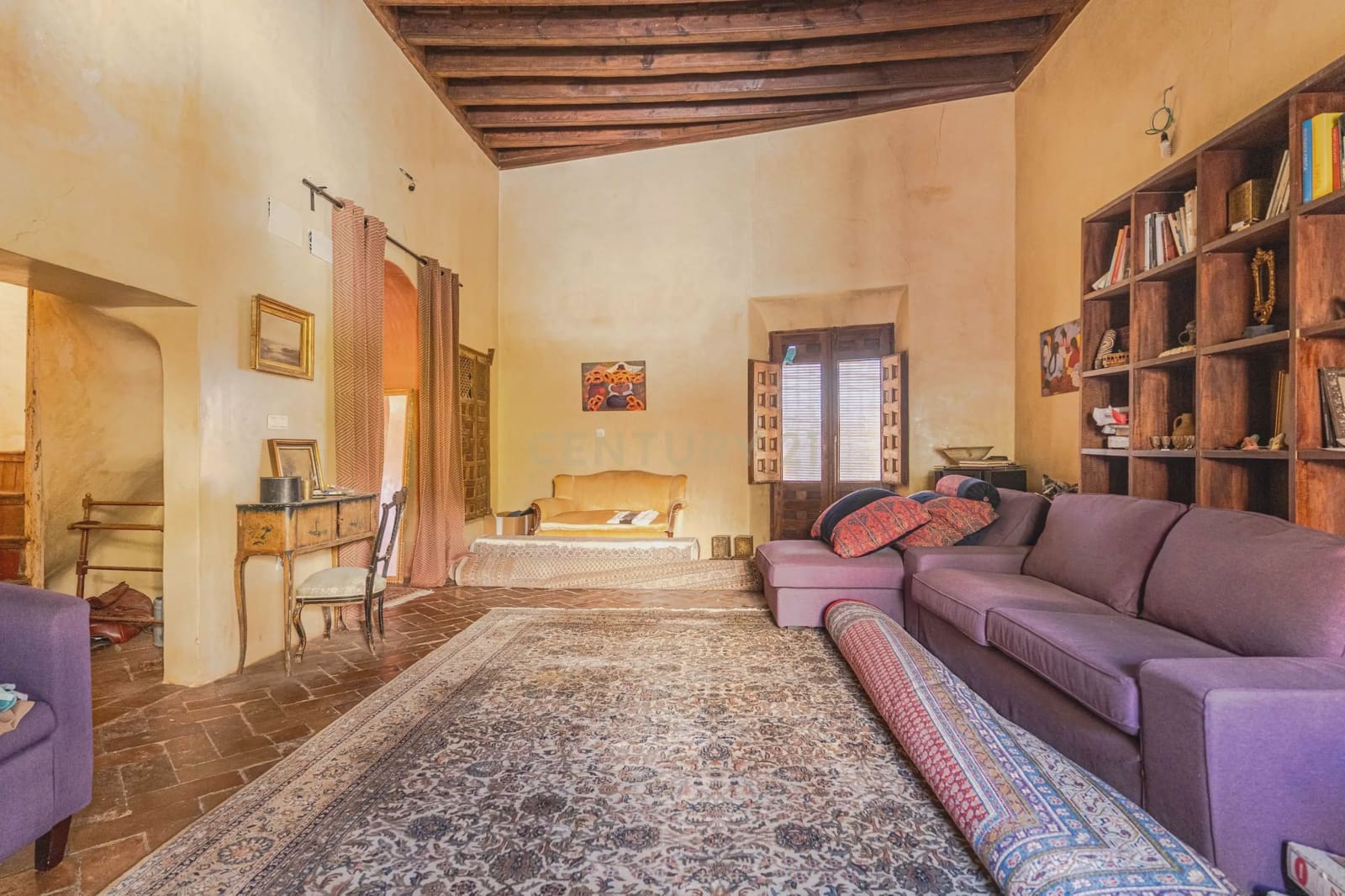 12 soveværelse Hotel til salg i Granada by - € 4.250.000 (Ref: 9714203)