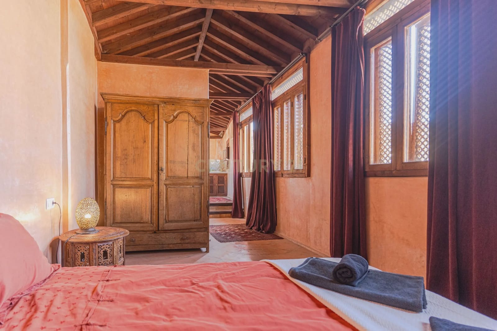 12 soveværelse Hotel til salg i Granada by - € 4.250.000 (Ref: 9714203)