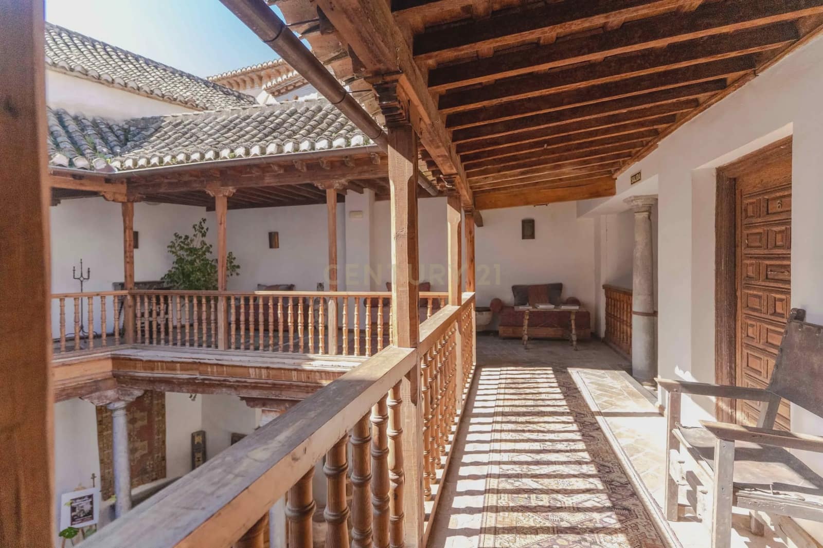 12 soveværelse Hotel til salg i Granada by - € 4.250.000 (Ref: 9714203)