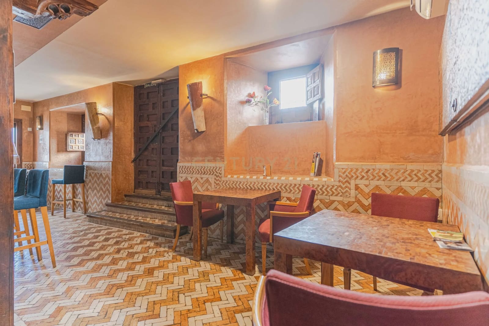 12 soveværelse Hotel til salg i Granada by - € 4.250.000 (Ref: 9714203)