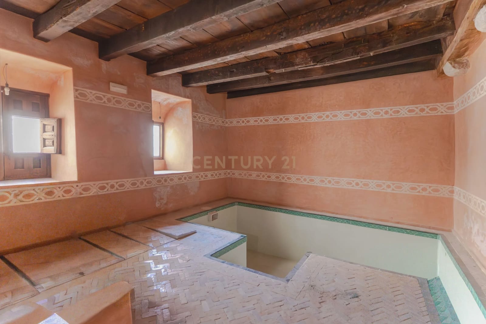 12 soveværelse Hotel til salg i Granada by - € 4.250.000 (Ref: 9714203)