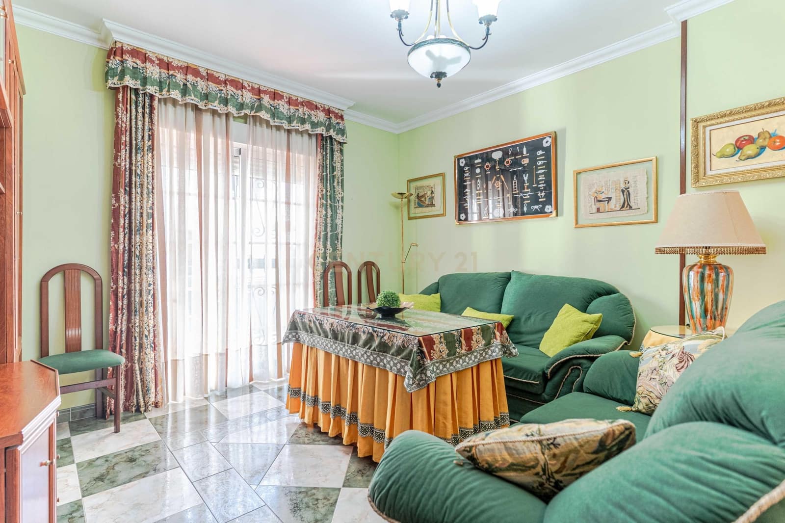 5 Zimmer Villa zu verkaufen in Velez de Benaudalla - 369.000 € (Ref: 9716677)