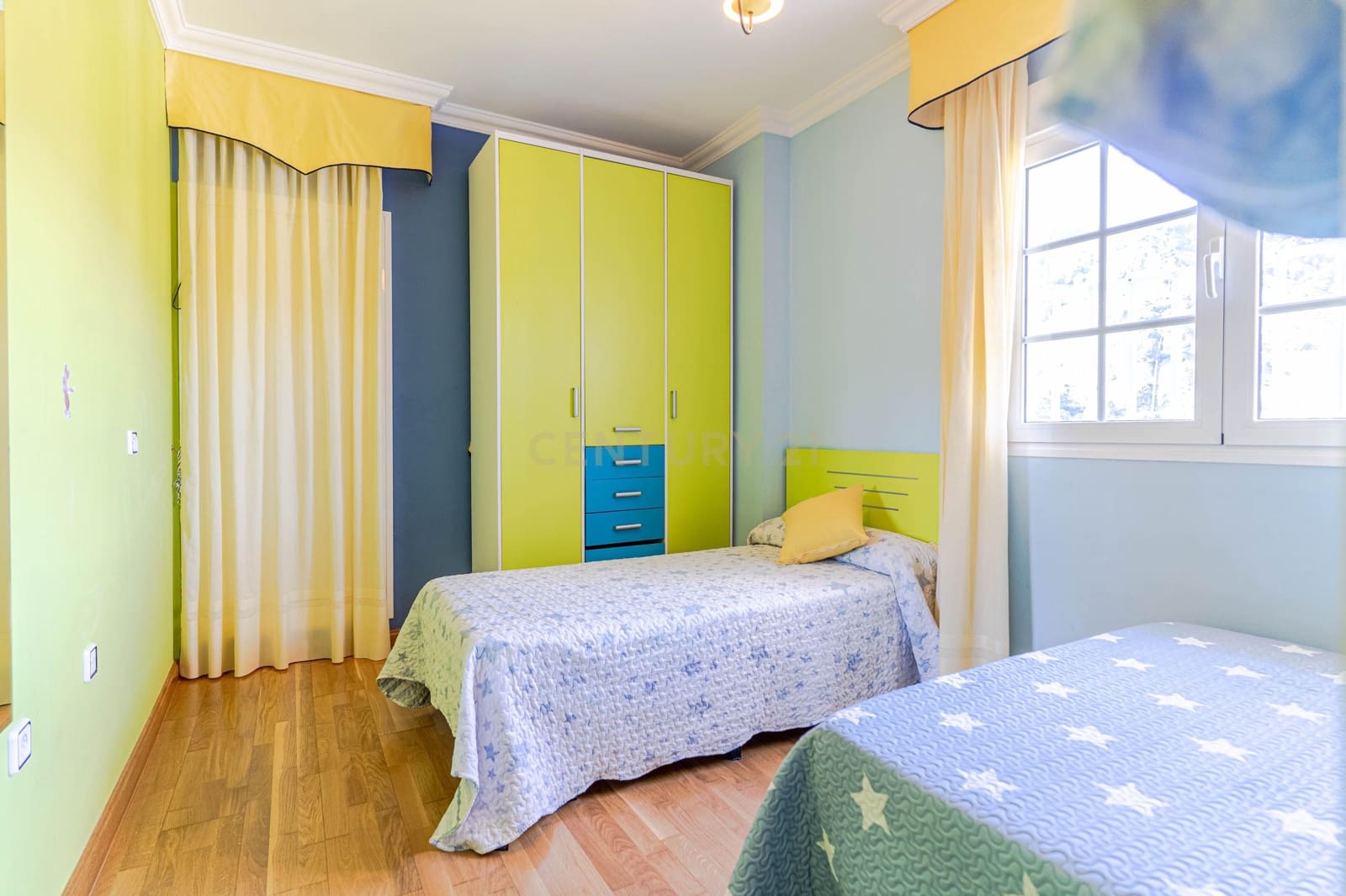 5 Zimmer Villa zu verkaufen in Velez de Benaudalla - 369.000 € (Ref: 9716677)