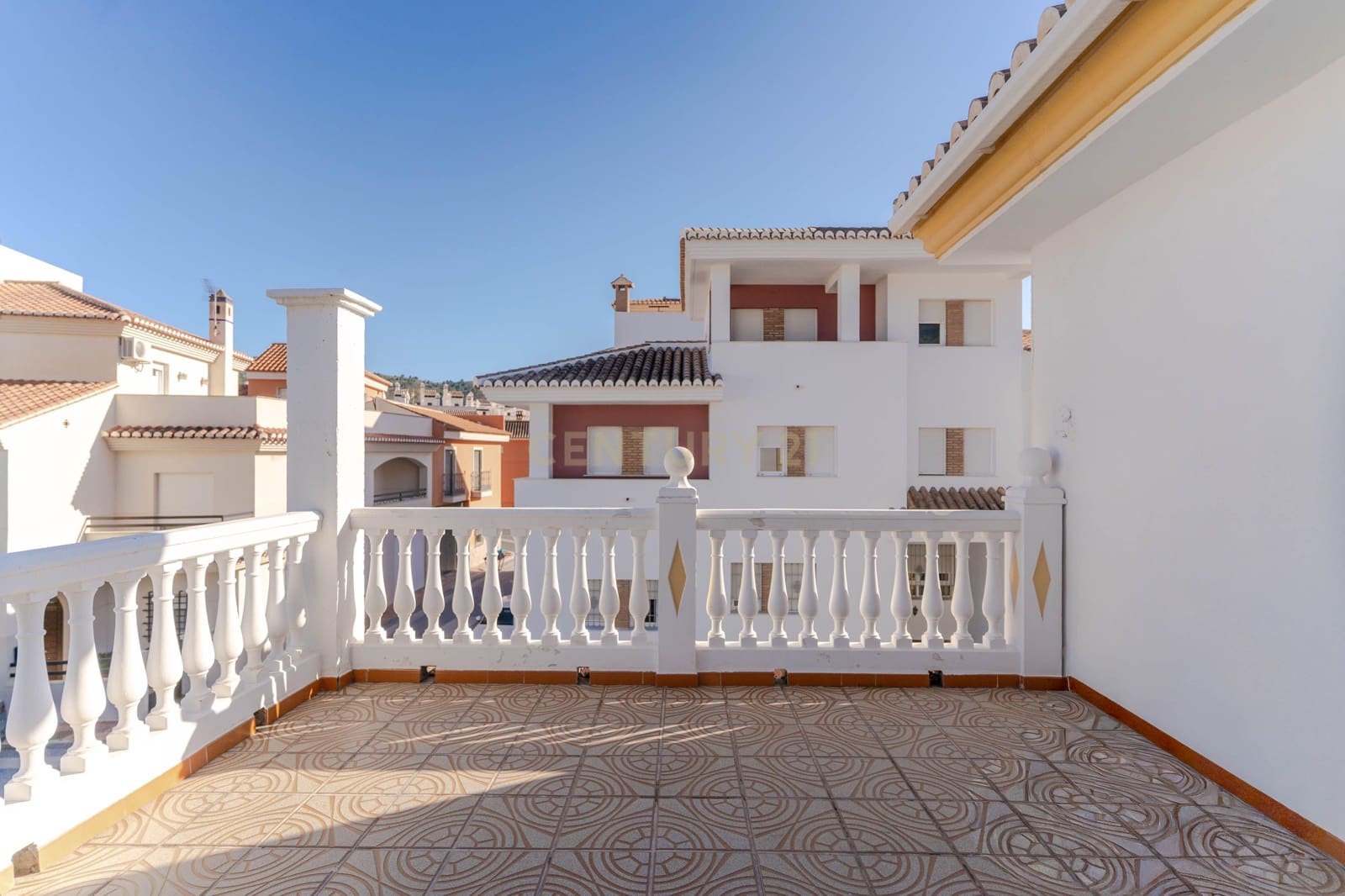 5 Zimmer Villa zu verkaufen in Velez de Benaudalla - 369.000 € (Ref: 9716677)