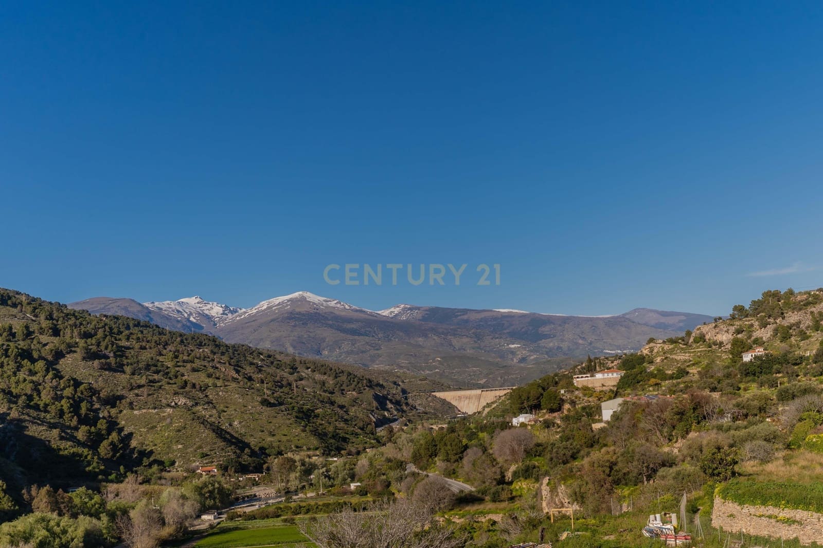 5 Zimmer Villa zu verkaufen in Velez de Benaudalla - 369.000 € (Ref: 9716677)