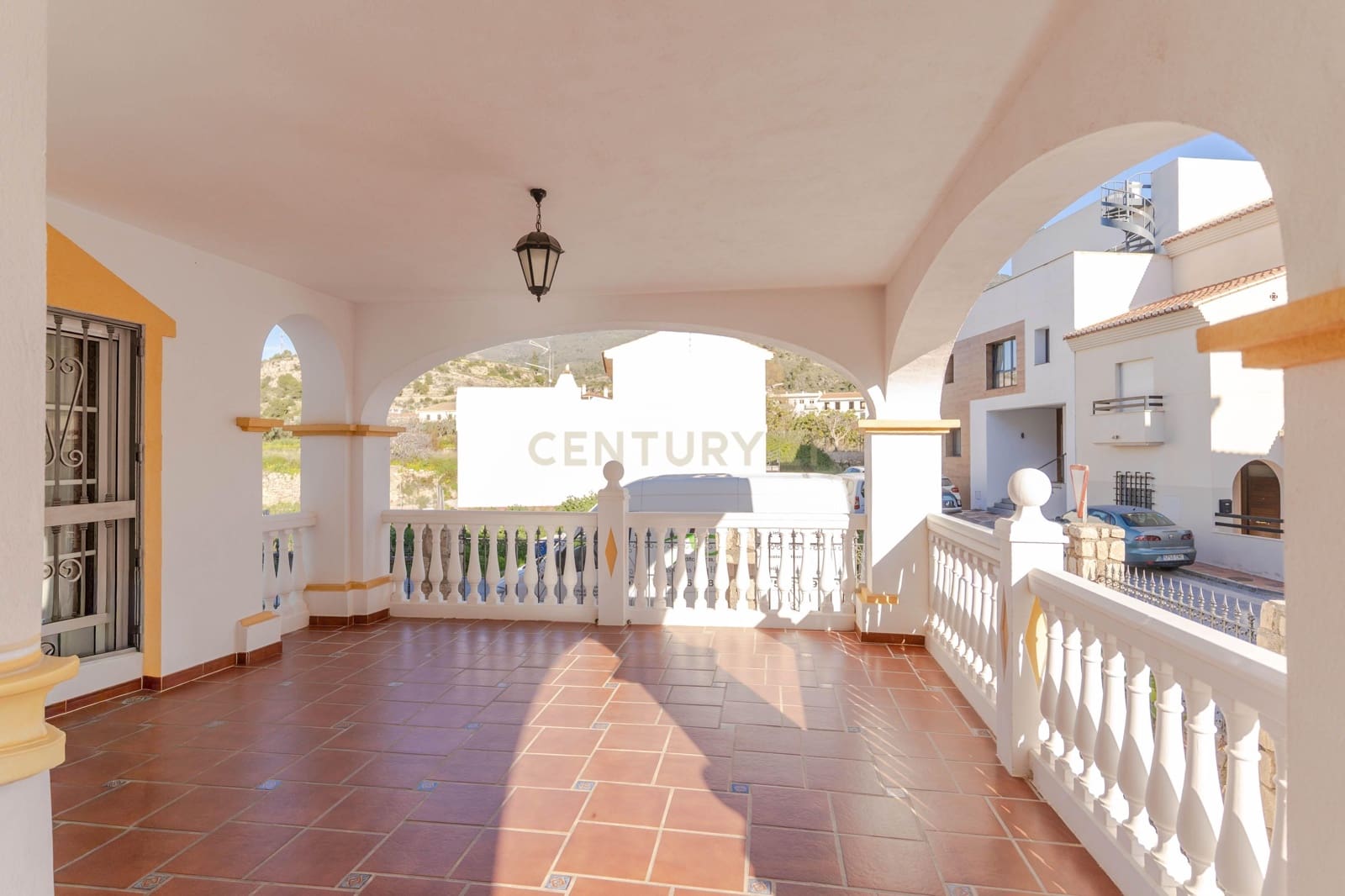 5 Zimmer Villa zu verkaufen in Velez de Benaudalla - 369.000 € (Ref: 9716677)