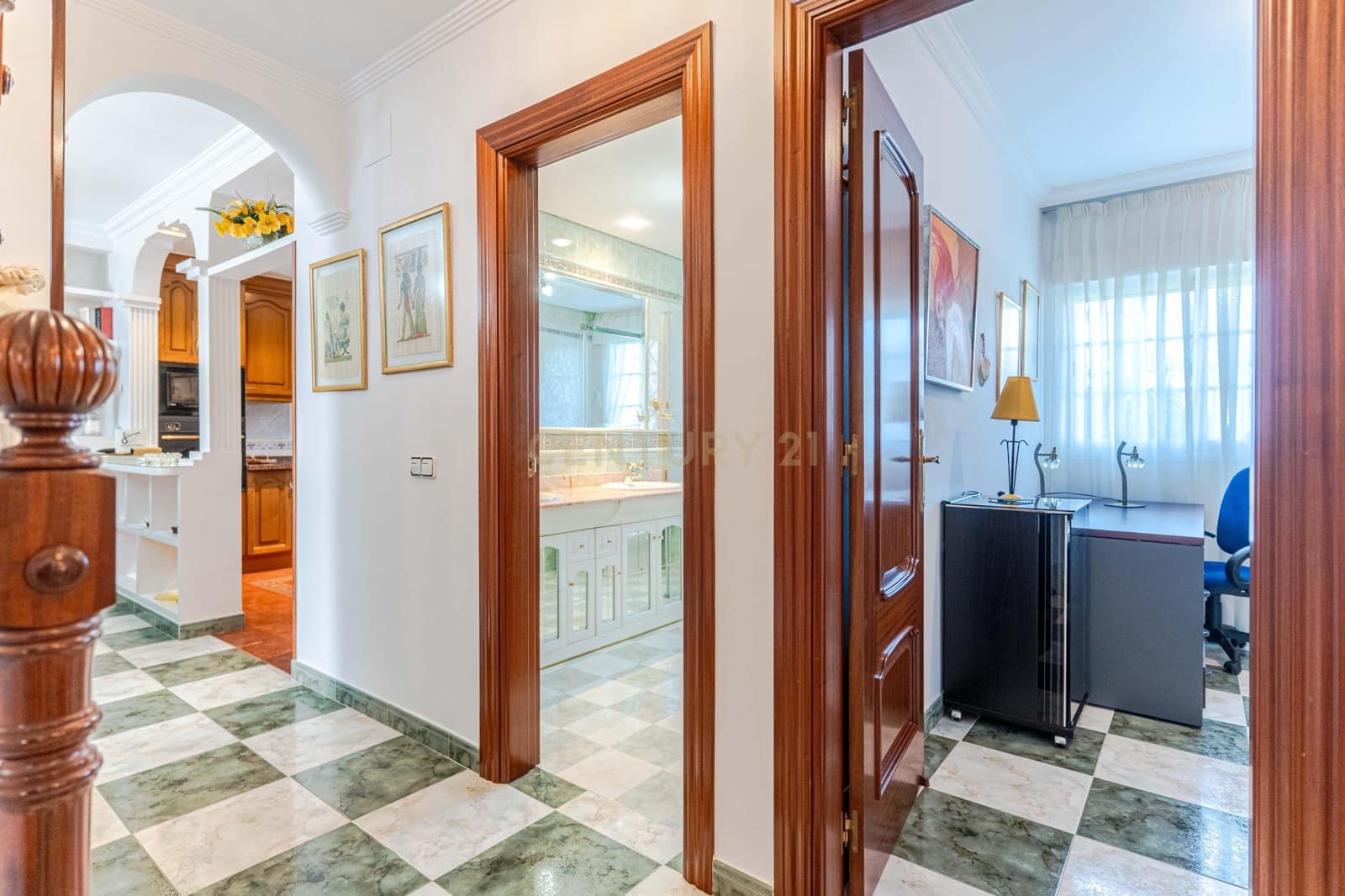 5 Zimmer Villa zu verkaufen in Velez de Benaudalla - 369.000 € (Ref: 9716677)