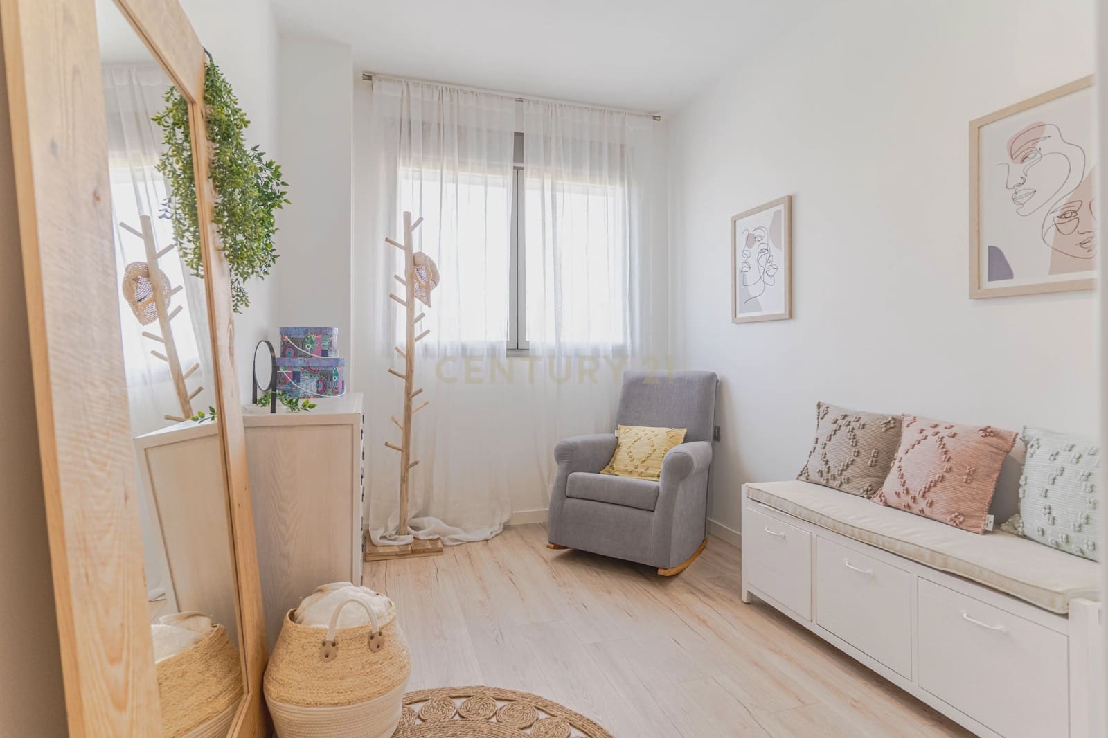 Apartamento de 2 habitaciones en Granada ciudad en venta con piscina garaje - 305.000 € (Ref: 9720471)