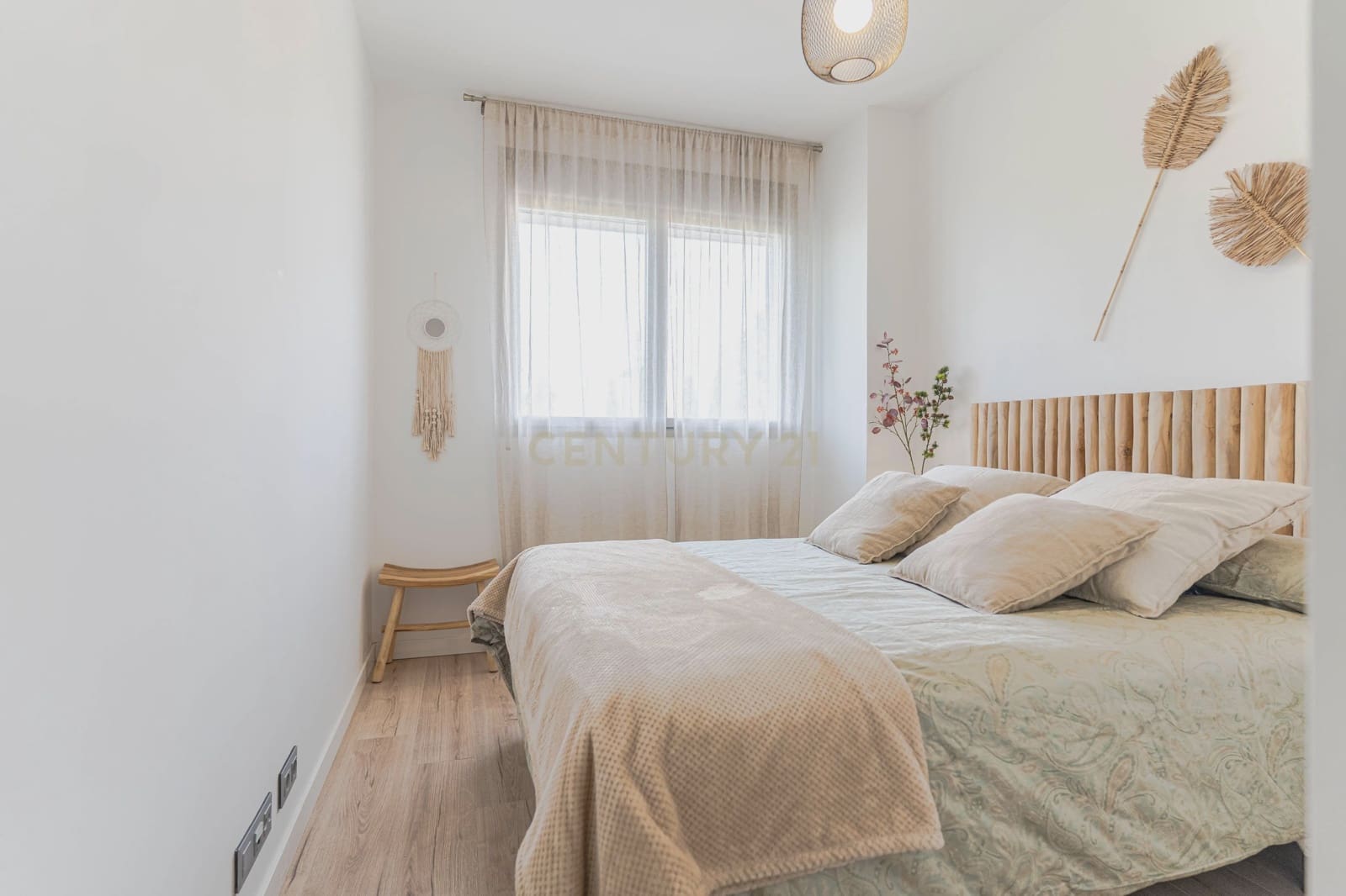 Apartamento de 2 habitaciones en Granada ciudad en venta con piscina garaje - 305.000 € (Ref: 9720471)