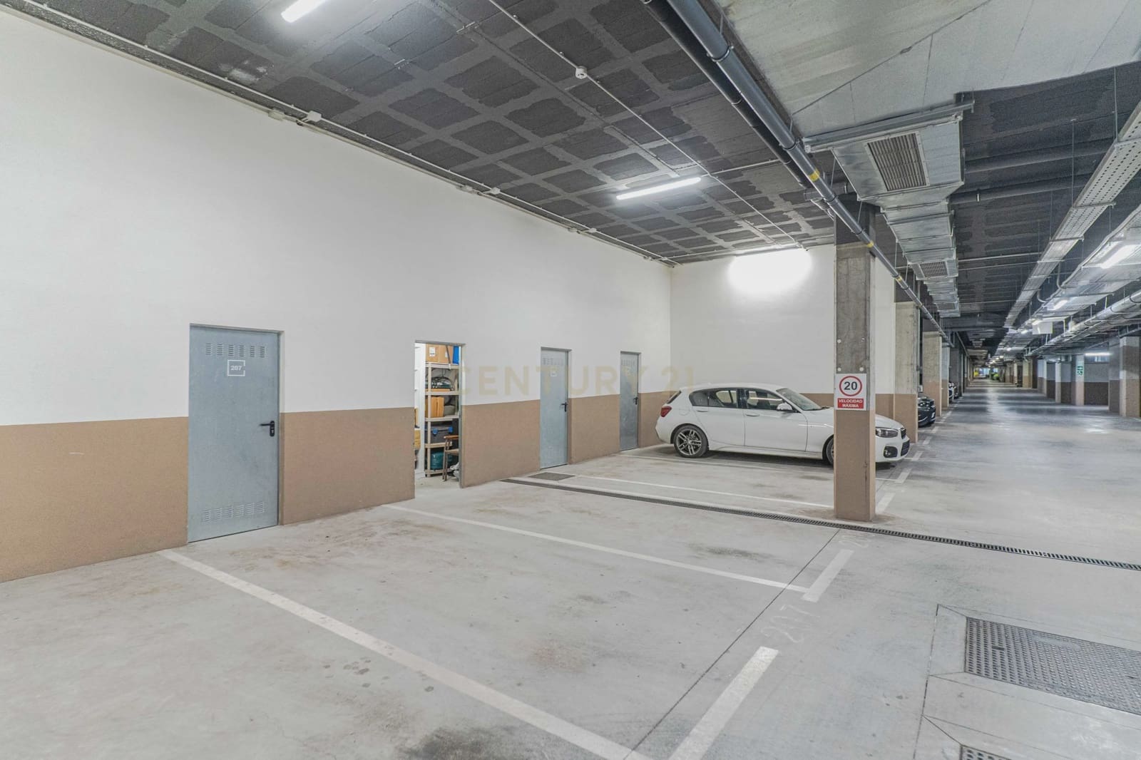 Apartamento de 2 habitaciones en Granada ciudad en venta con piscina garaje - 305.000 € (Ref: 9720471)