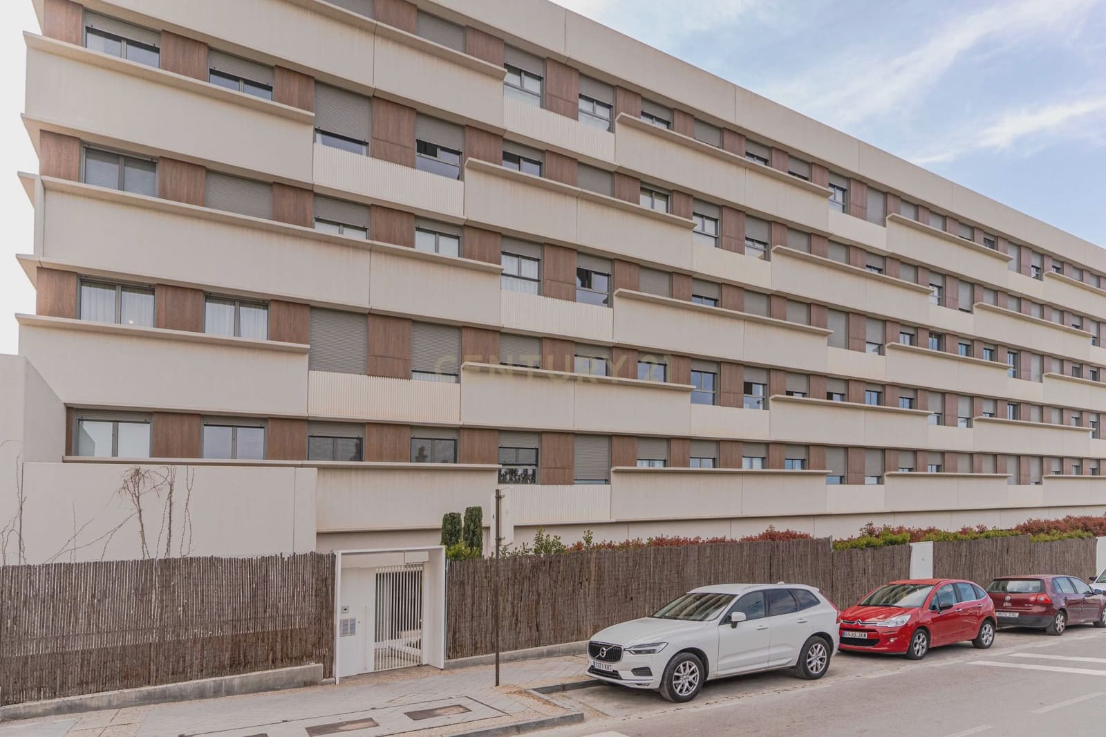 Apartamento de 2 habitaciones en Granada ciudad en venta con piscina garaje - 305.000 € (Ref: 9720471)