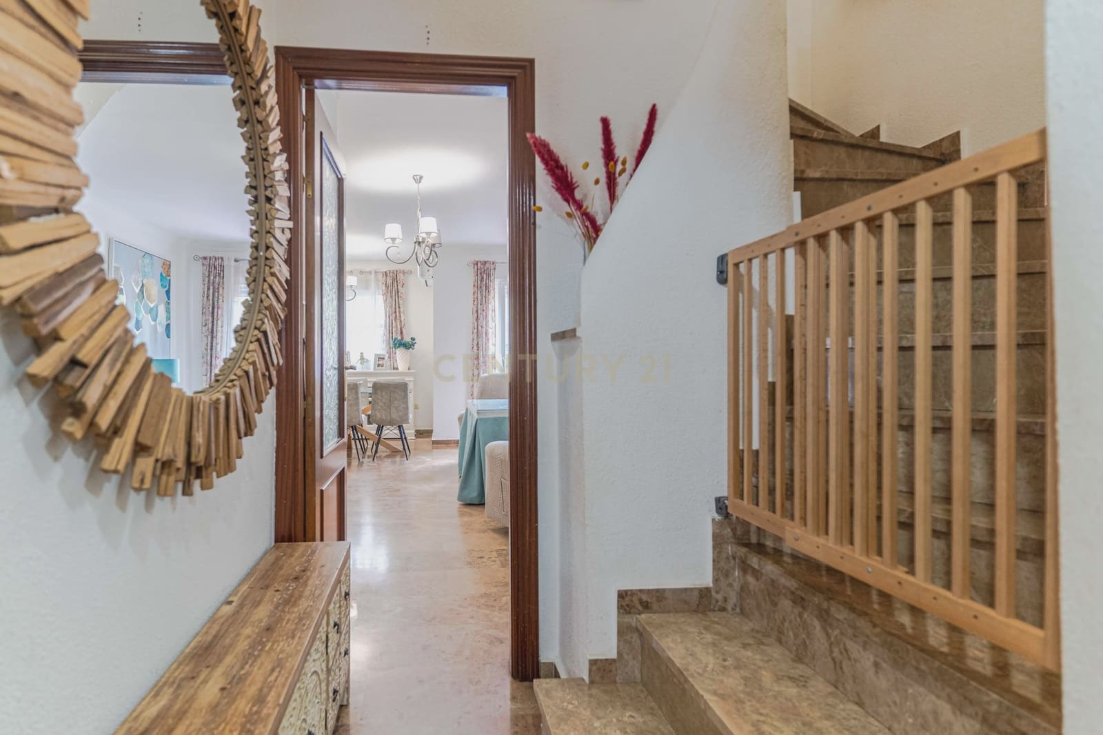 3 bedroom Townhouse for sale in Granada city - € 269,000 (Ref: 9720472)