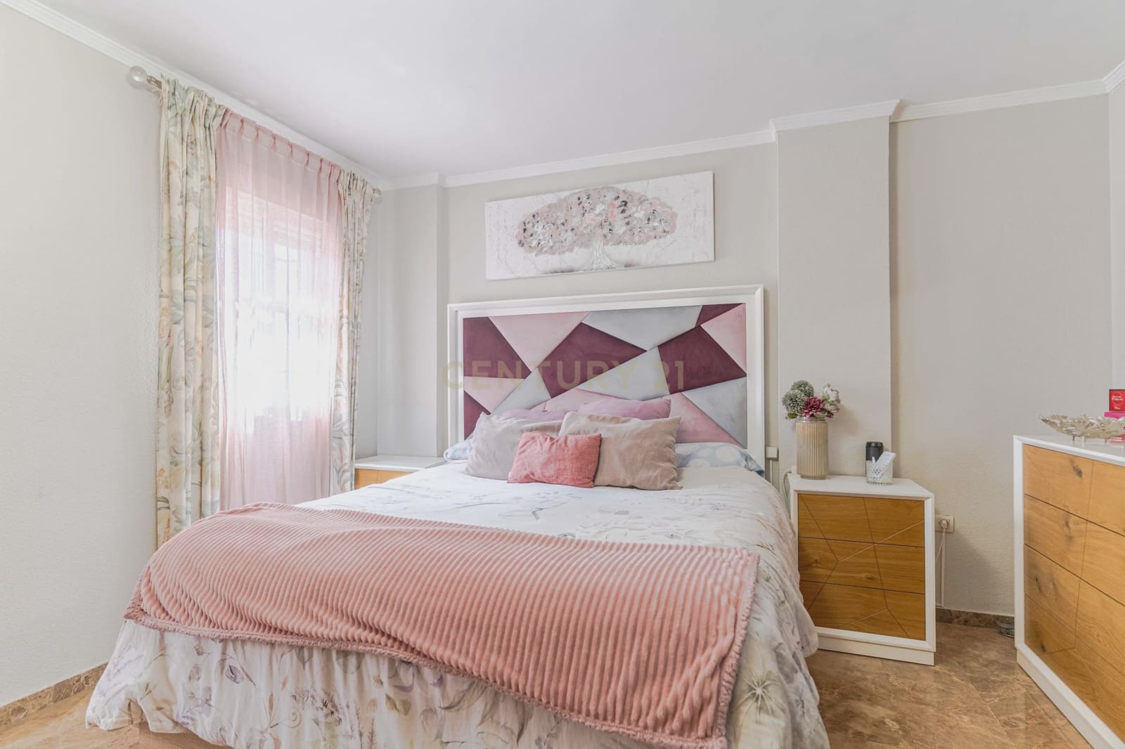 3 bedroom Townhouse for sale in Granada city - € 269,000 (Ref: 9720472)