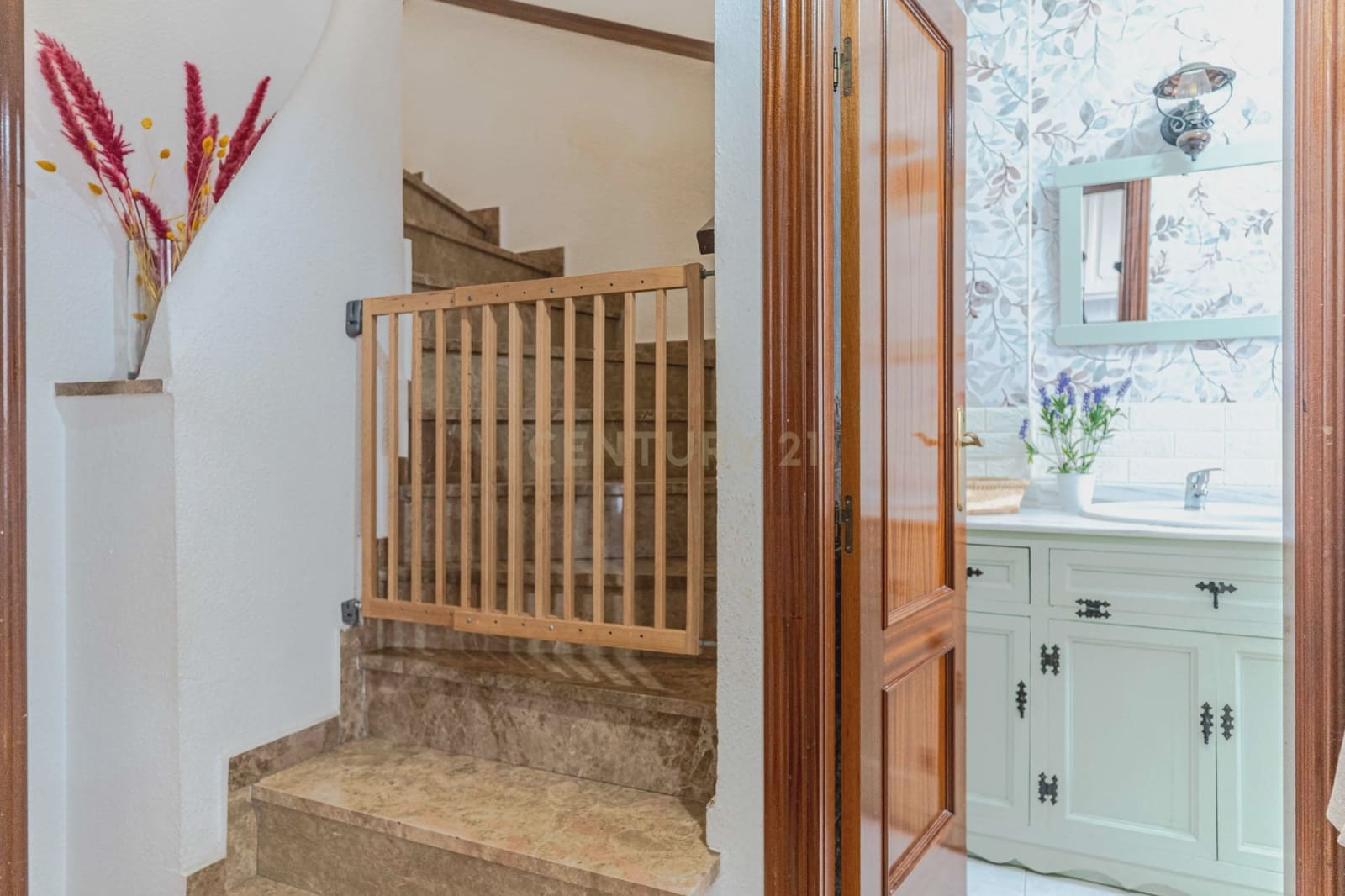 3 bedroom Townhouse for sale in Granada city - € 269,000 (Ref: 9720472)