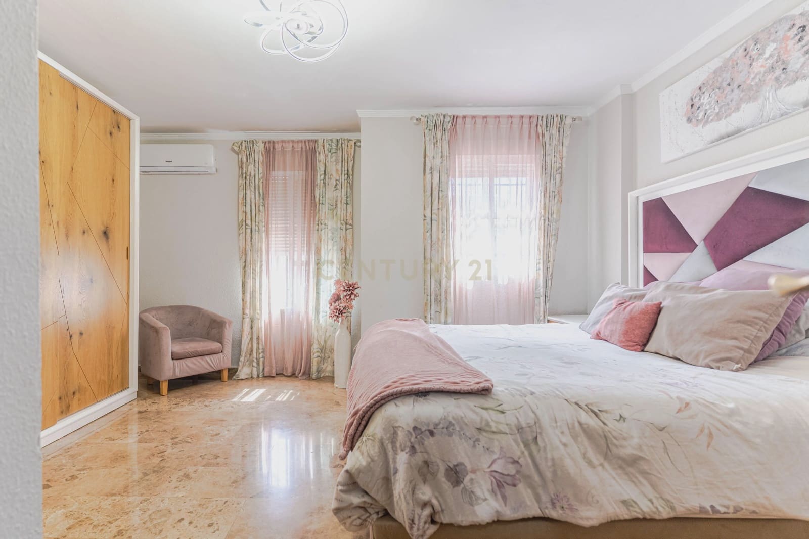 3 bedroom Townhouse for sale in Granada city - € 269,000 (Ref: 9720472)