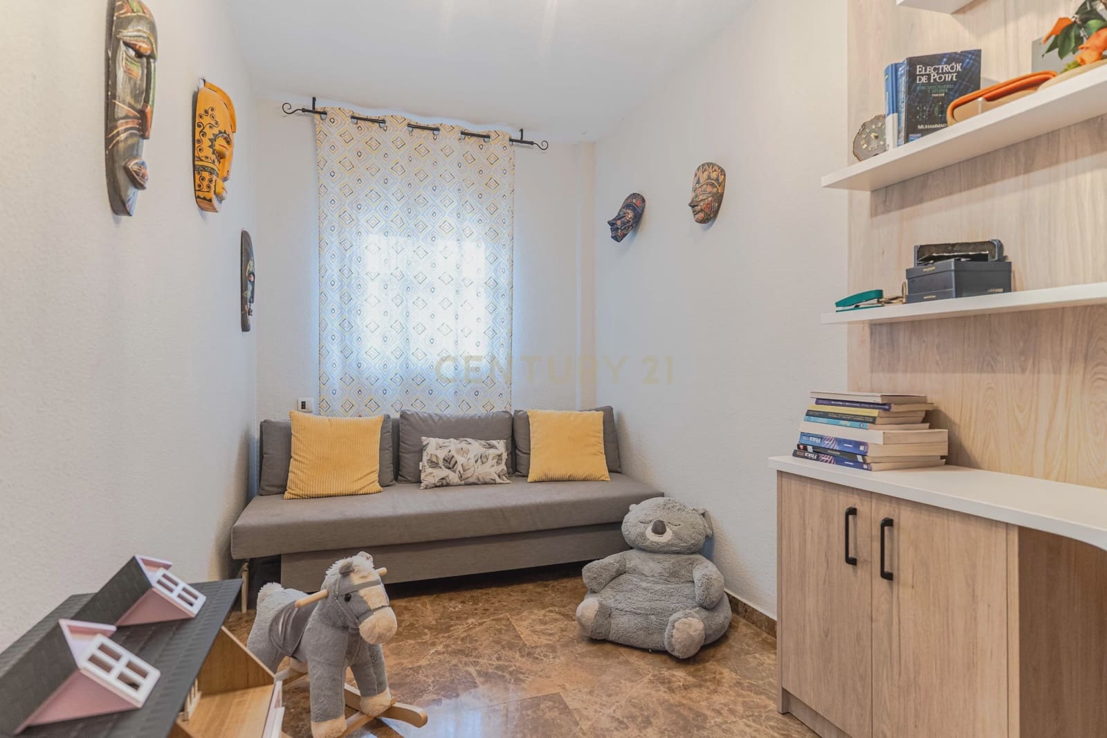 3 bedroom Townhouse for sale in Granada city - € 269,000 (Ref: 9720472)