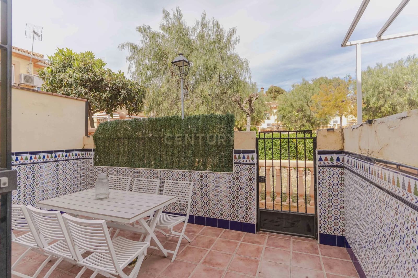 3 bedroom Townhouse for sale in Granada city - € 269,000 (Ref: 9720472)