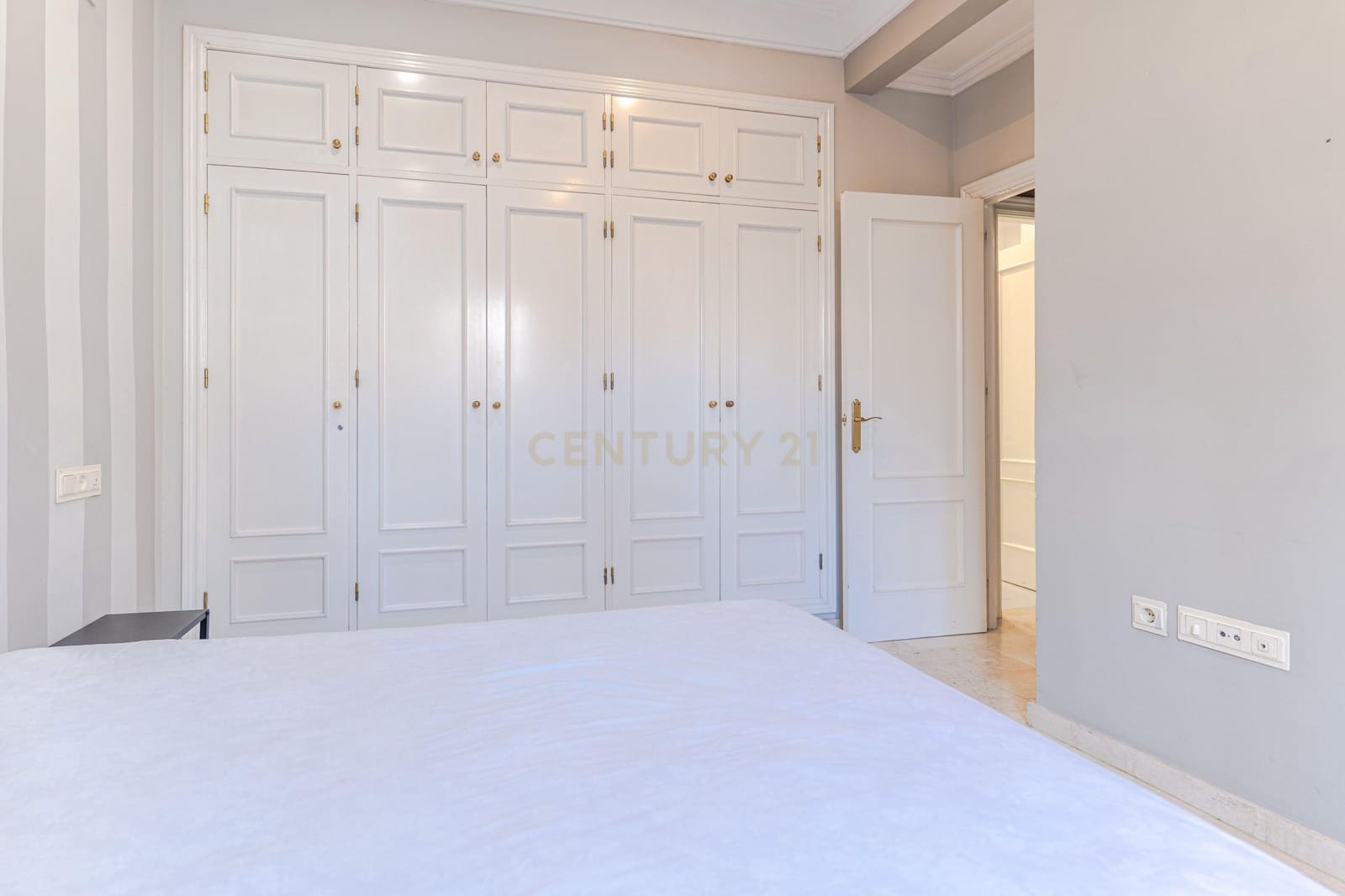 2 bedroom Flat for sale in Granada city - € 229,000 (Ref: 9720854)