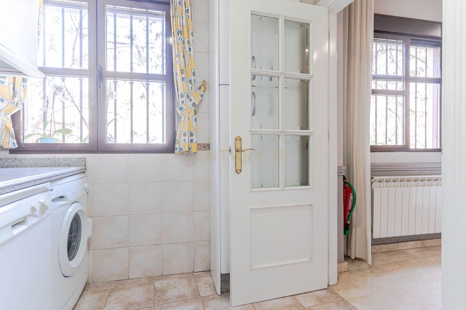 2 bedroom Flat for sale in Granada city - € 229,000 (Ref: 9720854)