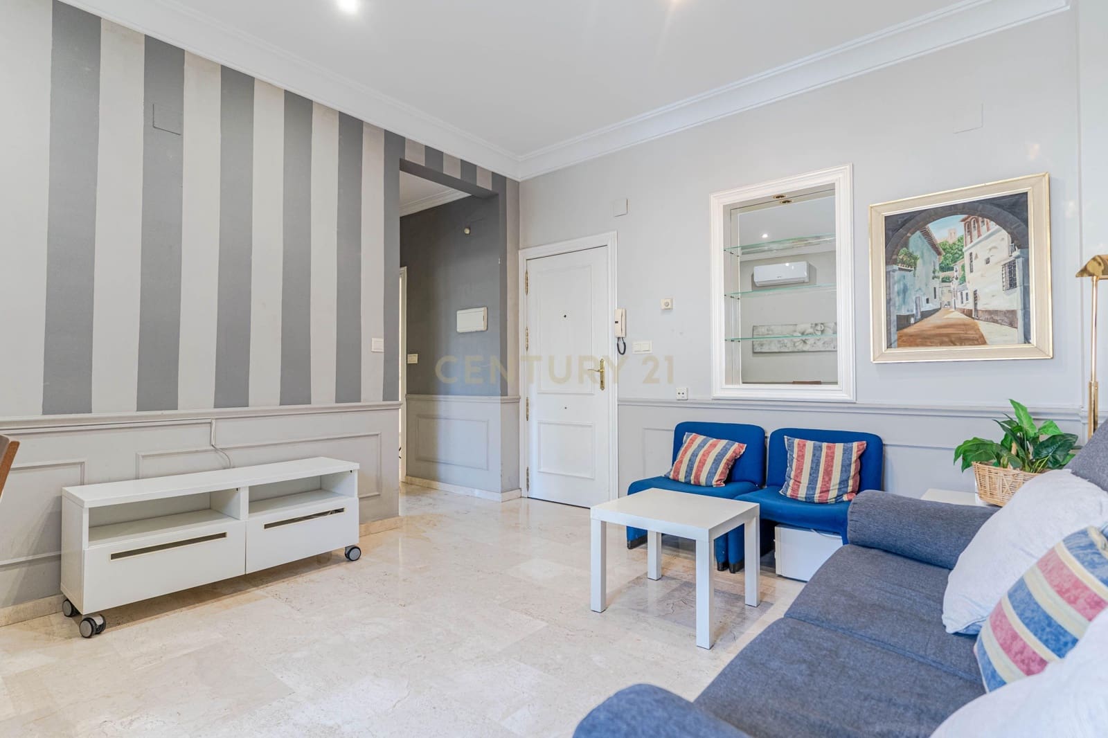 2 bedroom Flat for sale in Granada city - € 229,000 (Ref: 9720854)