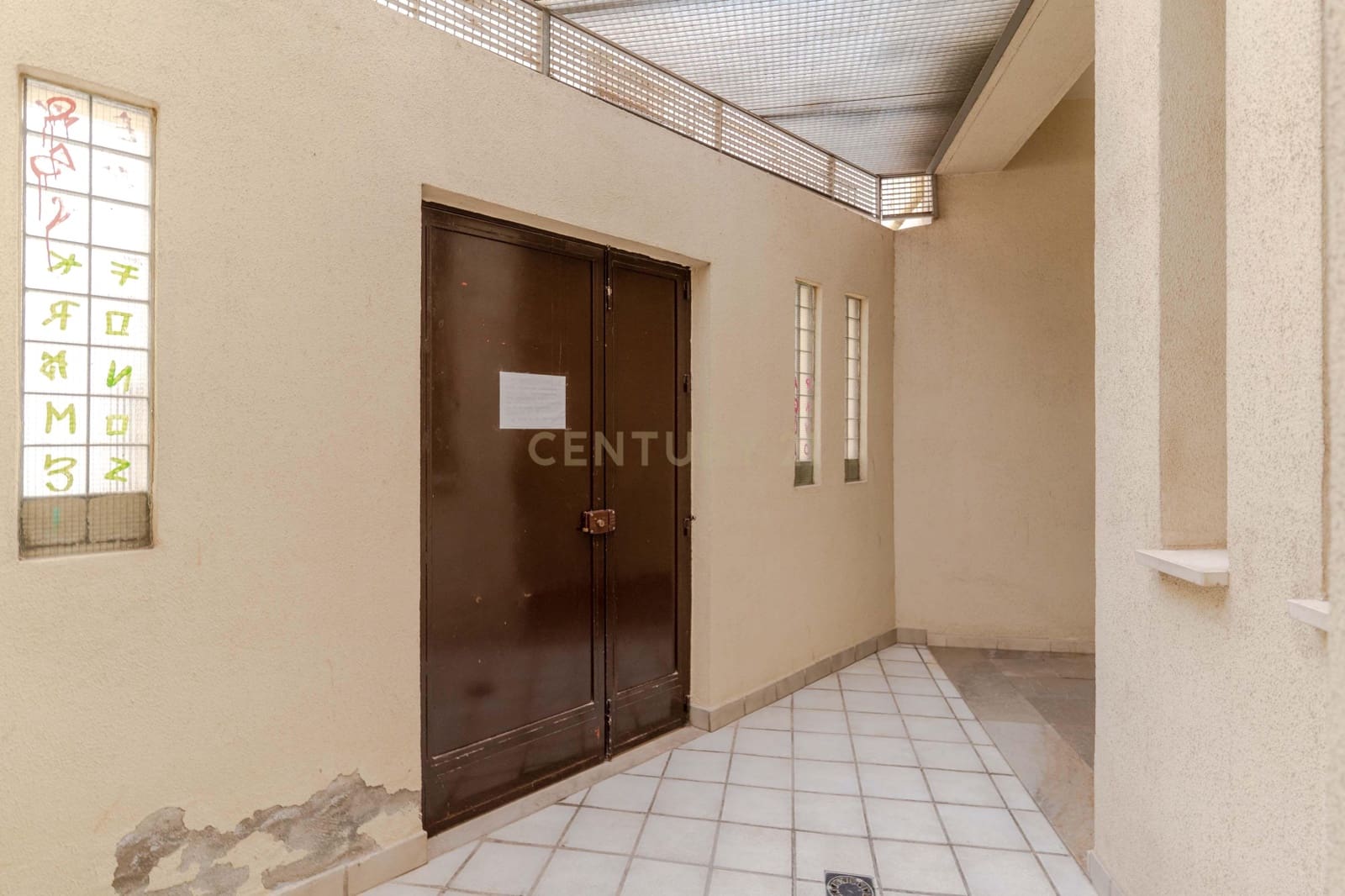 2 bedroom Flat for sale in Granada city - € 229,000 (Ref: 9720854)