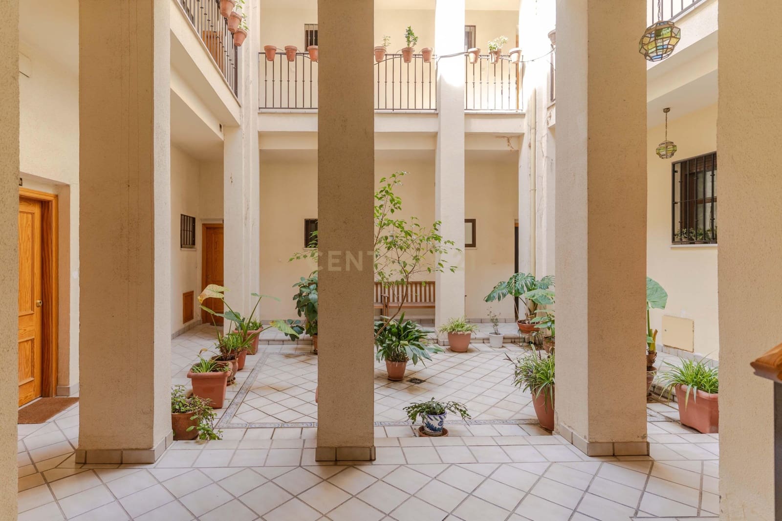 2 bedroom Flat for sale in Granada city - € 229,000 (Ref: 9720854)