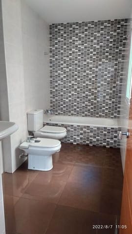 2 bedroom Apartment for rent in Salobreña with pool - € 650 (Ref: 9720855)