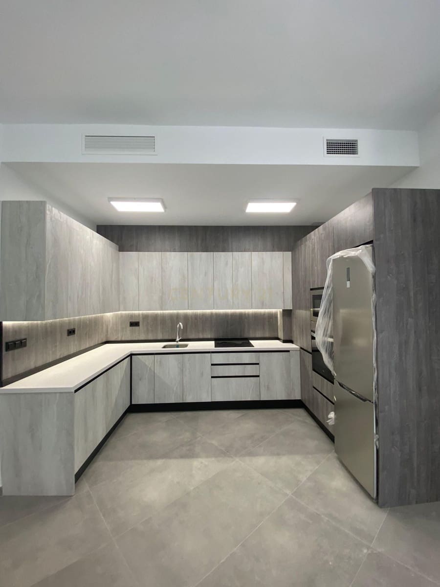 2 sypialnia Mieszkanie na sprzedaż w Miasto Grenada z basenem - 265 000 € (Ref: 9720856)